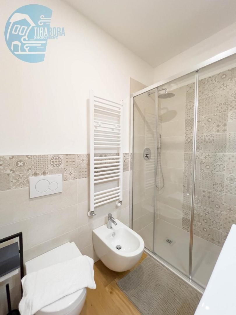 Cassa Di Risparmio 11 Tirabora Short Rent Trieste Exteriör bild