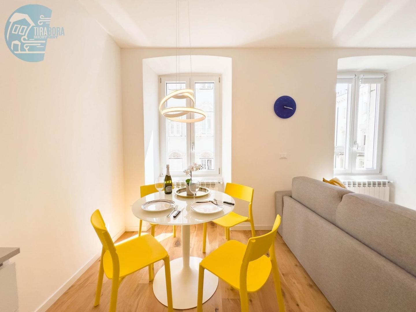 Cassa Di Risparmio 11 Tirabora Short Rent Trieste Exteriör bild